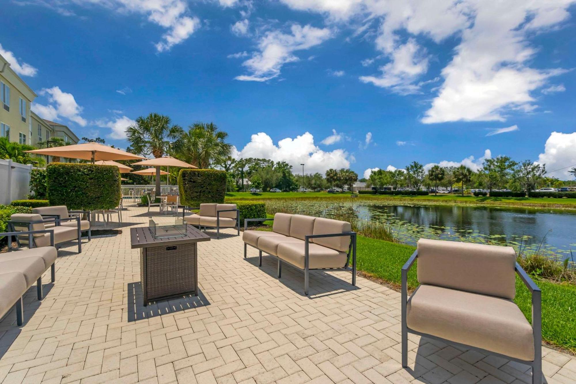 Comfort Suites Sarasota-Siesta Key Vamo Luaran gambar
